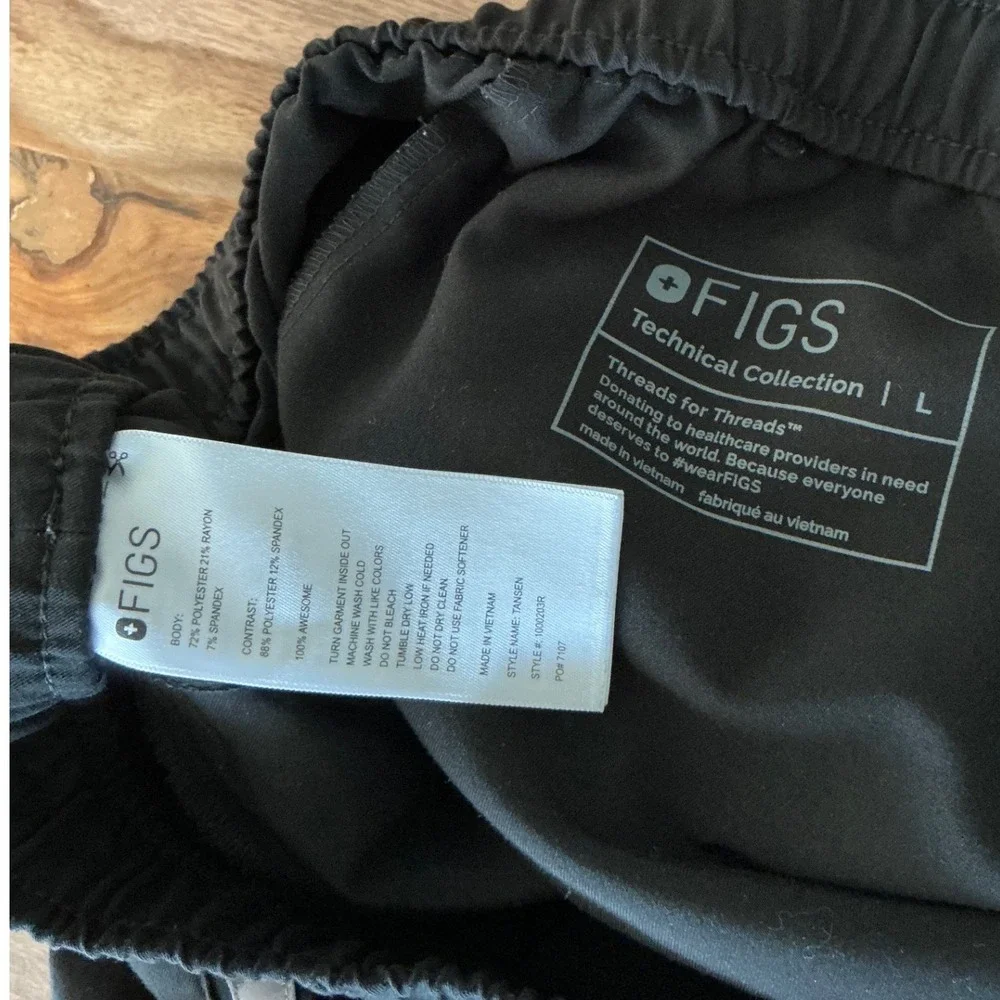 FIGS Mens Tansen Jogger Scrub Pants Large Black Technical Collection Flaw
